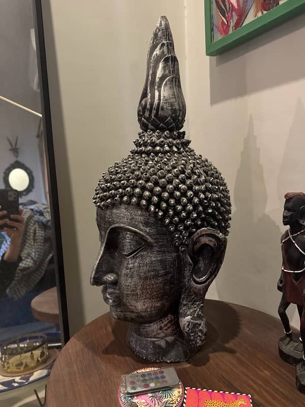 Buddha head 2