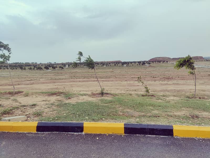 4 Marla Commercial Plot For Sale In Sector Bluebell, DHA Valley, Islamabad 1