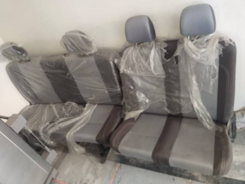 Genuine seats of Changan Karvan 0