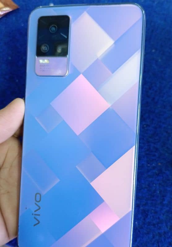 vivo v21e 10/10 condition No chap 3