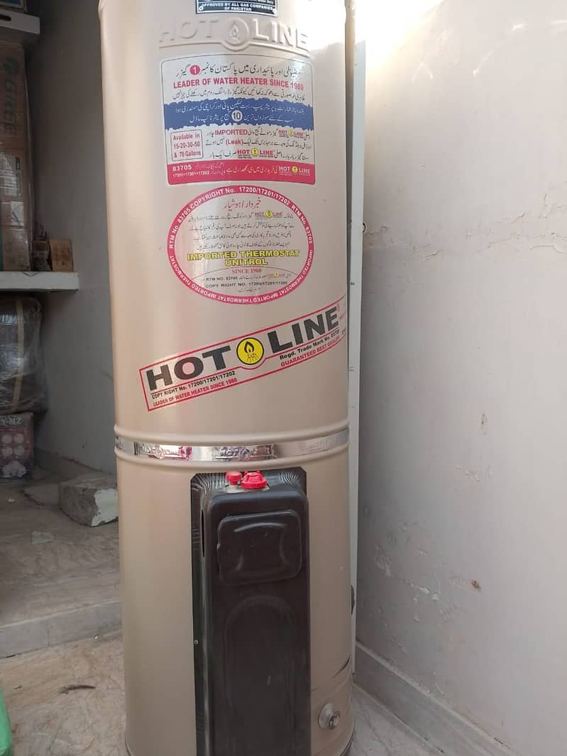 Hot line 14*16 , 30 Gallons Gas Geyser 1