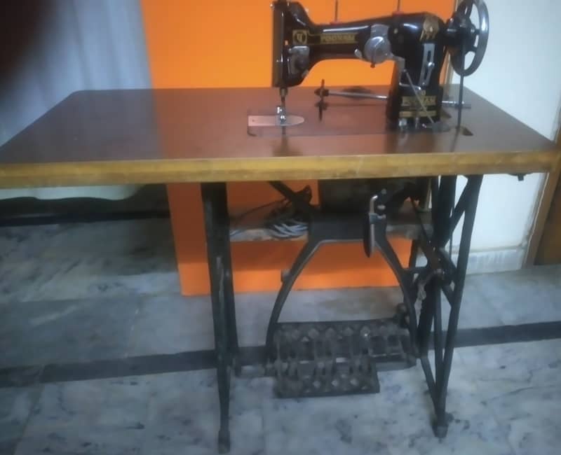 indian poonam  sewing + embroidery machine complete unit 0