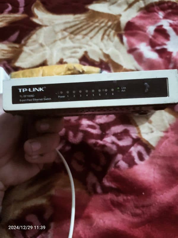 8 port fast ethernet switch 1