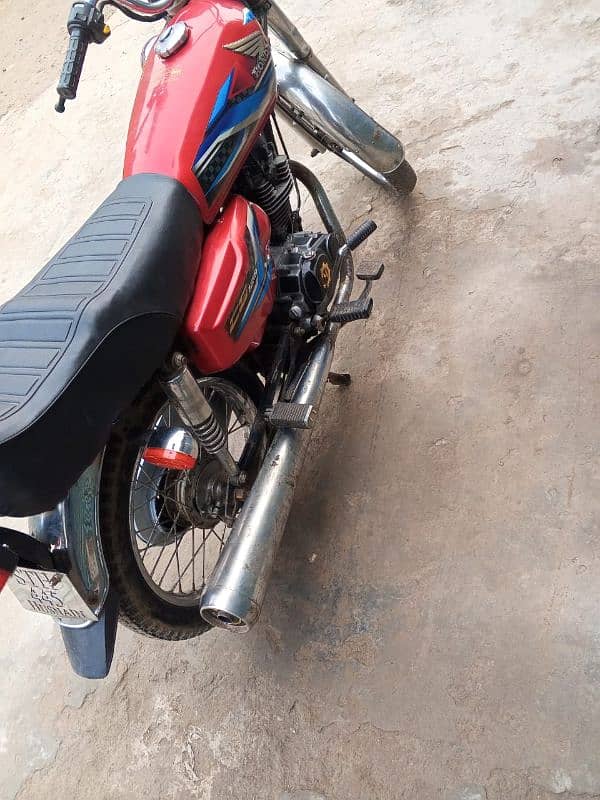 Honda 125.96 model . enjin ok sound bike ok 4