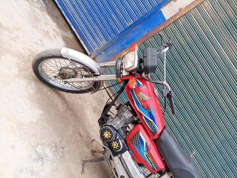 Honda 125.96 model . enjin ok sound bike ok 7