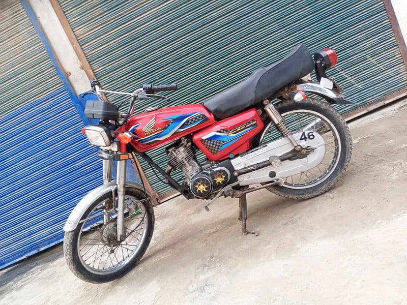 Honda 125.96 model . enjin ok sound bike ok 12