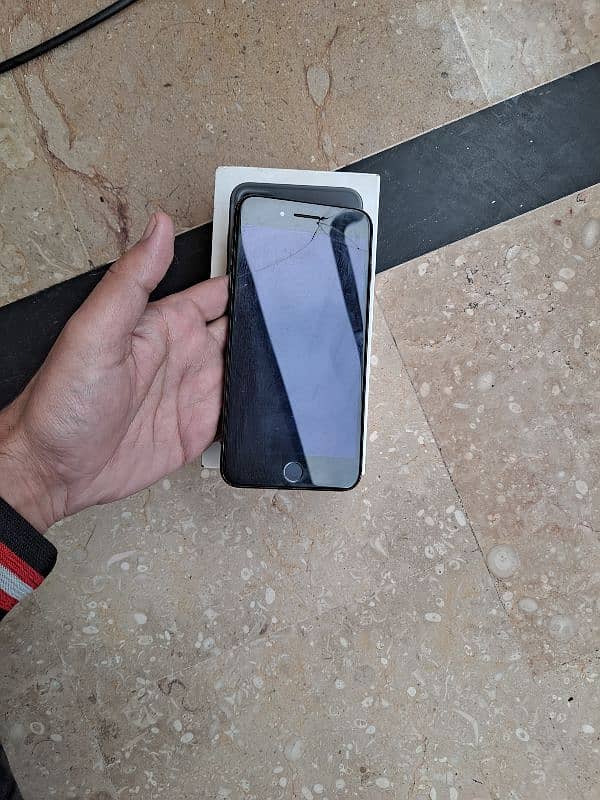 iphone 7 plus for sale read add kindly fixed price 8