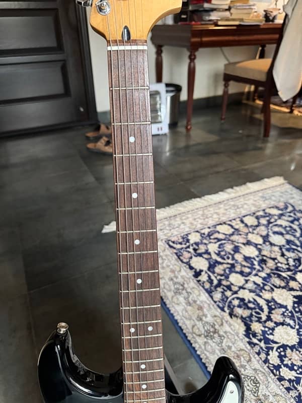 fender squier stratocaster electric guitar 5