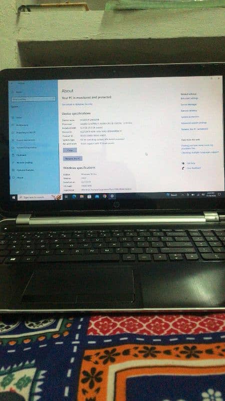 HP protect smart laptop 10