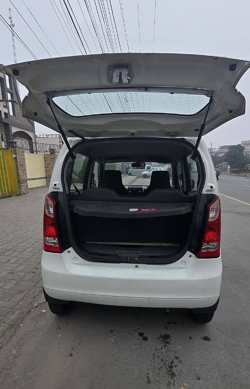 Suzuki Wagon R 2018 7