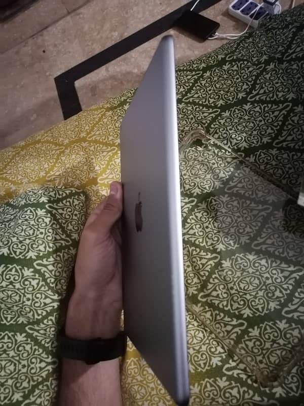 Apple Ipad 6th Generation 32gb 2