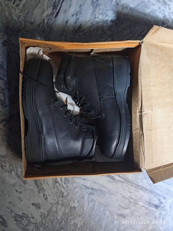 Boots (shoes) New Condition Imported 2