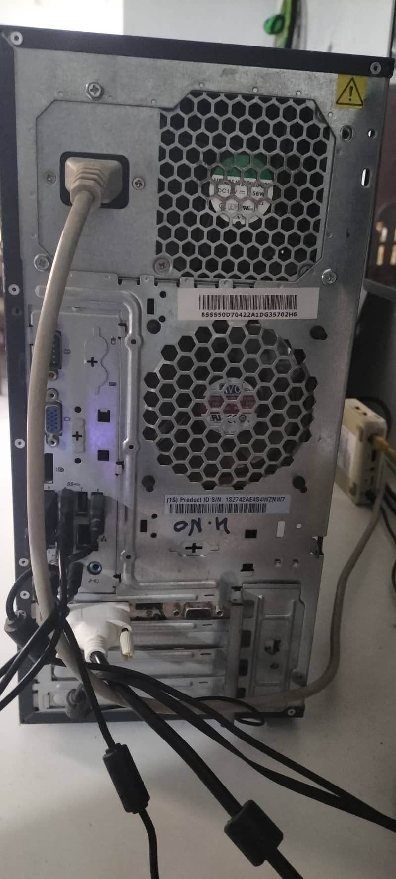 Gaming PC for sale (CPU FAN ISNT SCREWED IN) 1