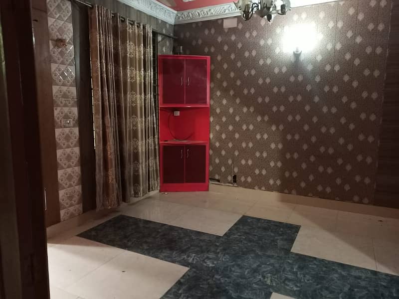 ALLAMA IQBAL TOWN 10 MARLA HOUSE URGENT FOR RENT IN PRIME LOCATION 2