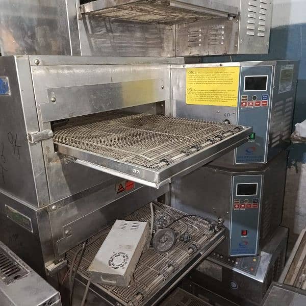 Middle by Marshall Conveyor Belt 18" Used Commercial Pizza Oven 14