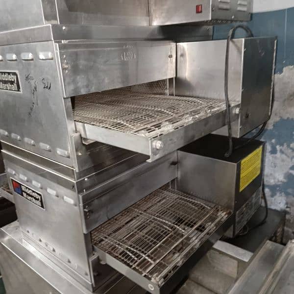 Middle by Marshall Conveyor Belt 18" Used Commercial Pizza Oven 15