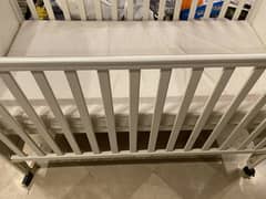 Graco Cot cum bed