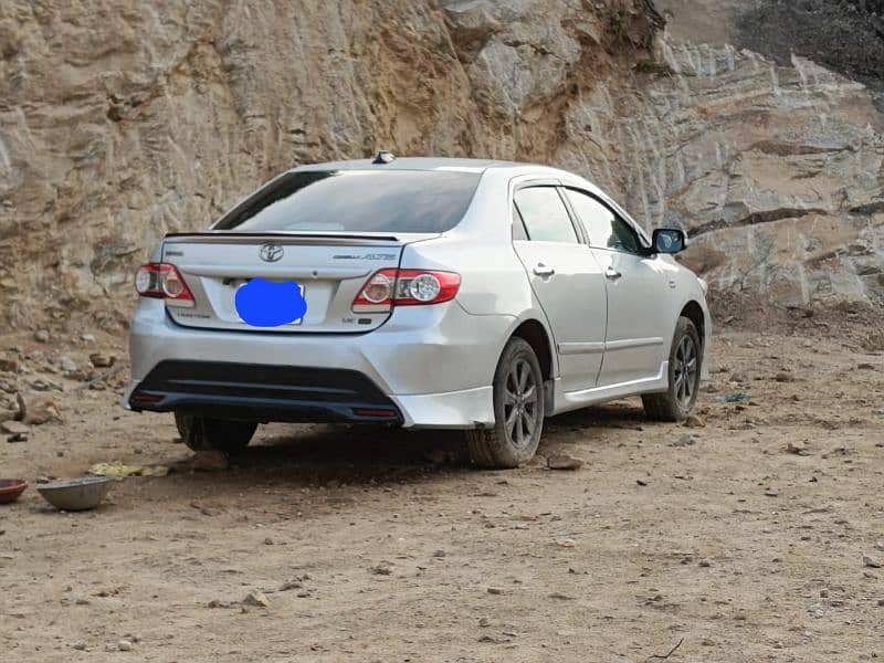 Toyota Corolla Altis 2011 0