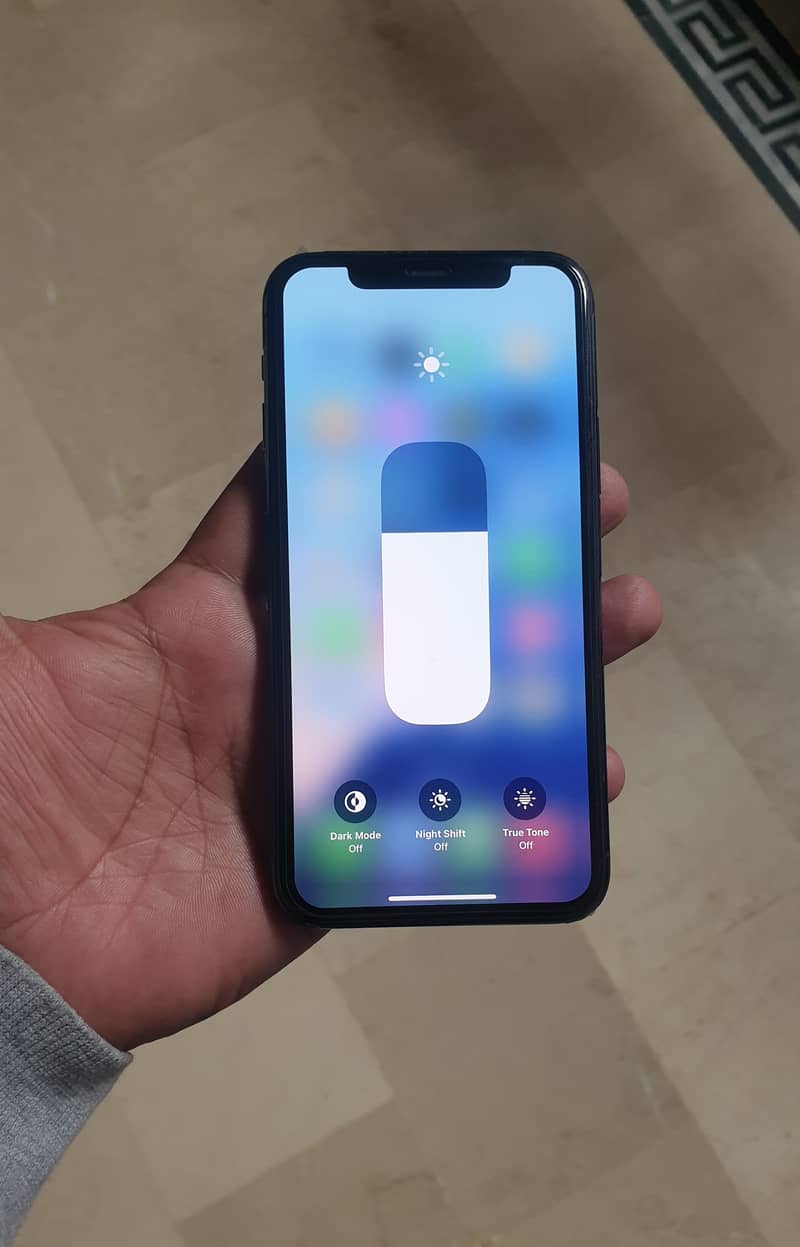 iphone 11 pro 256GB PTA 5