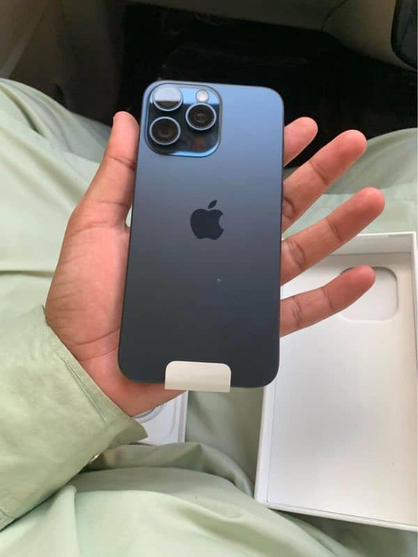 iphone 15 pro max jv Blue titanium 256gb 0