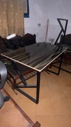 Computer table slightly used