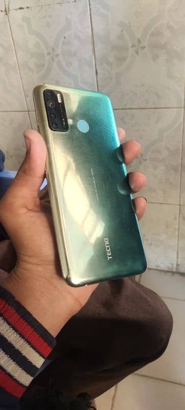 Tecno camon 15 4/64 complete Saman 1