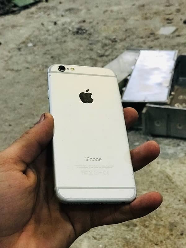 iPhone 6 128 gb PTA uprooted with charger 0