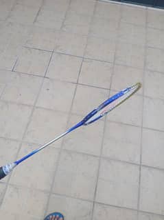 single badminton racket