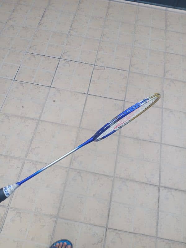 single badminton racket 0