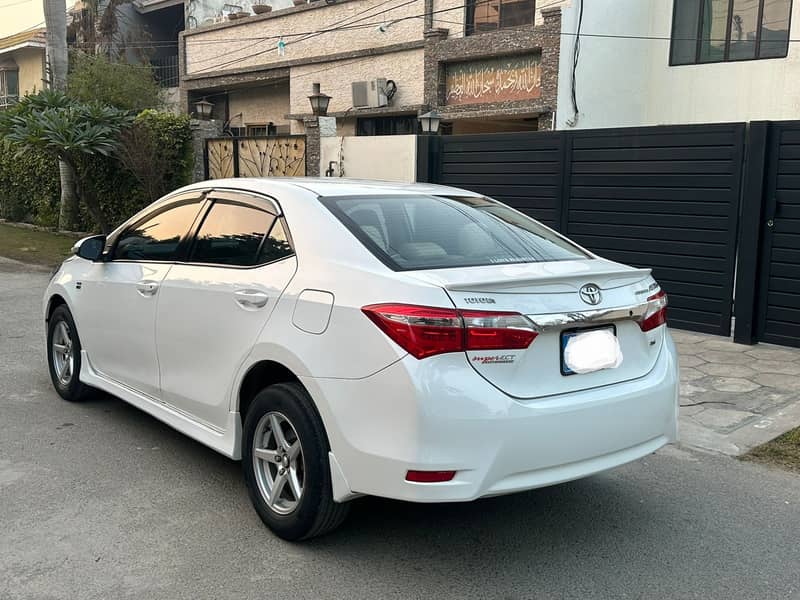 Toyota Corolla Altis Model 2016(Automatic) 5