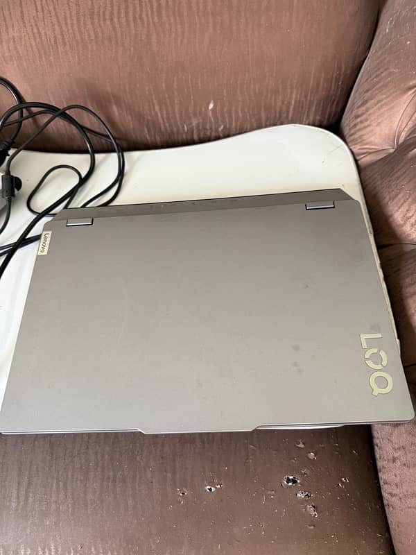 loq15 Gamming laptop beast condition (9/10) 1