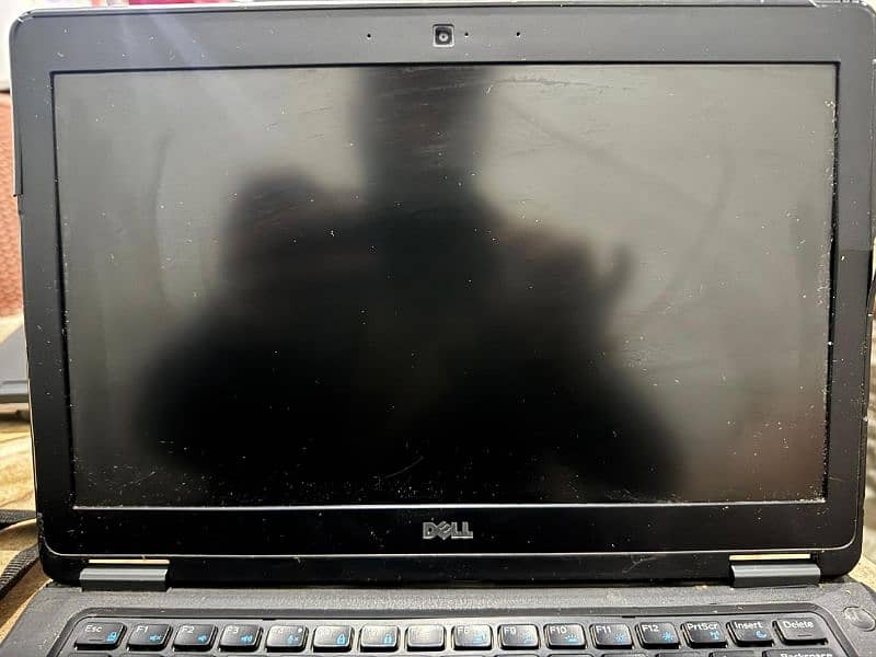 Dell 7250 i5 5  8/256 2