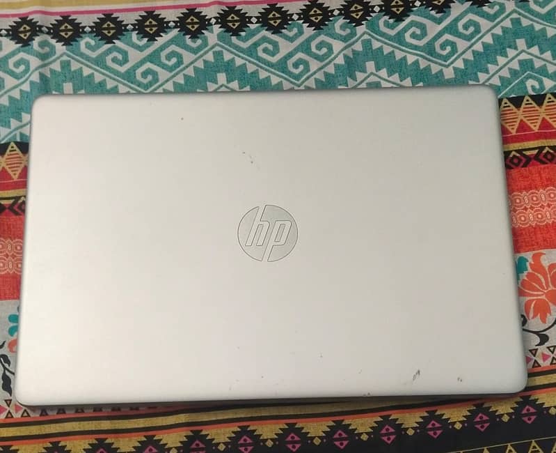 HP Laptop 15-Dw2063ST - 15.6 inches (Intel Core i3, 8GB DDr4 - 128GB S 5