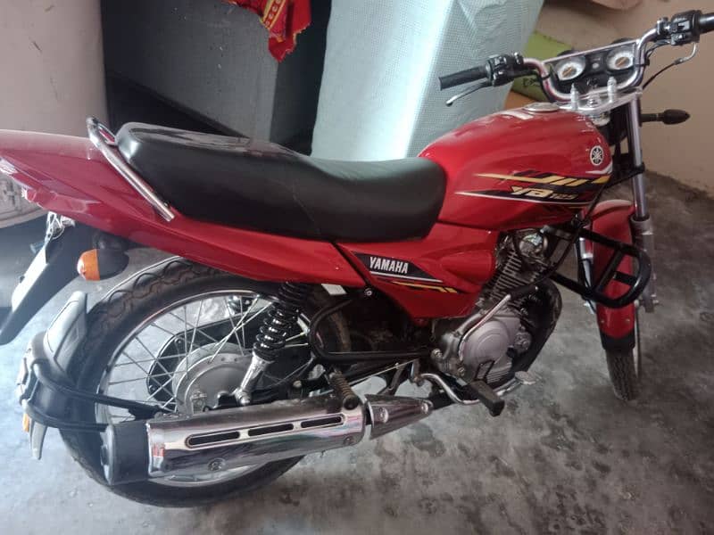 Yamaha YB 125Z 2