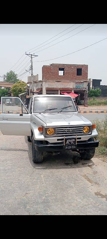 Toyota Land Cruiser 1989 0