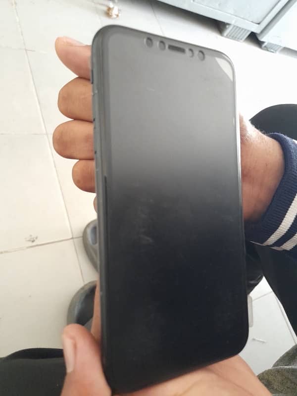 IPHONE XR 64 GB NON PTA 6