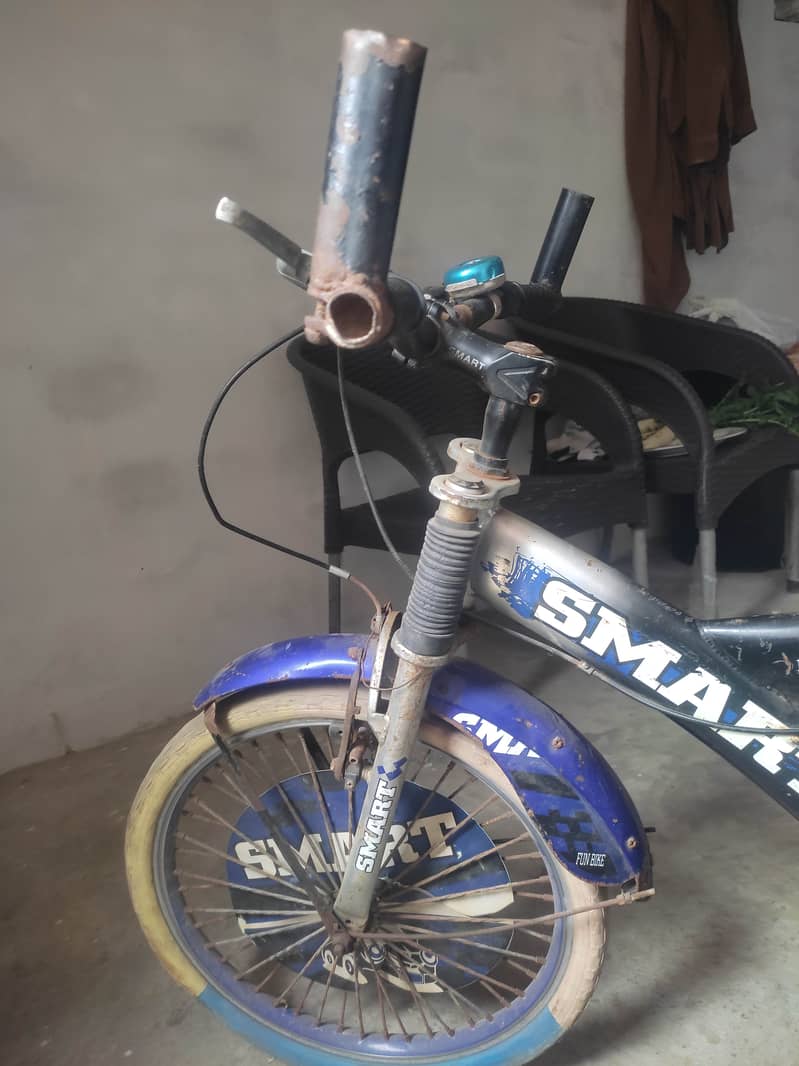 Bicycle For kids in good condition 2