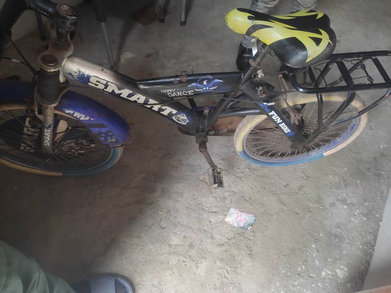 Bicycle For kids in good condition 4