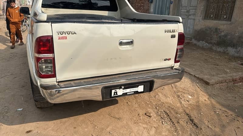 Toyota Hilux 2014 9