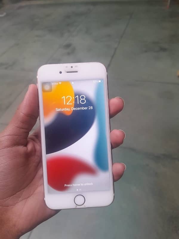 Iphone 6s Whatsapp num 03092093441 0