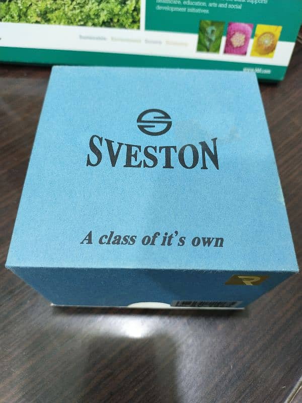 Sveston Watch Gold & White colour 0