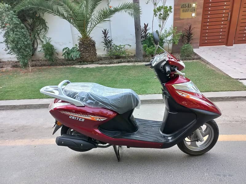 UNITED SCOOTY 2024 MODEL - LIKE BRAND NEW! 0