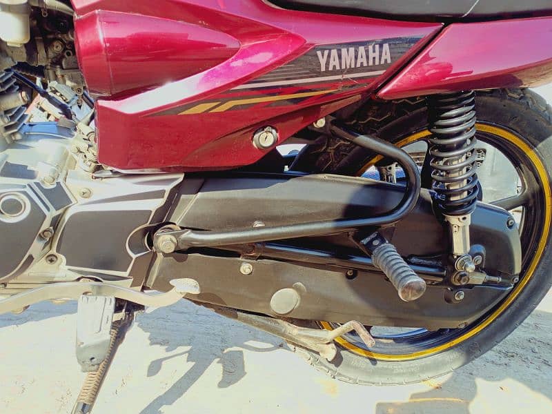 Yamaha yb125z-DX 3