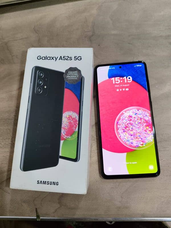 Samsung Galaxy A52 1