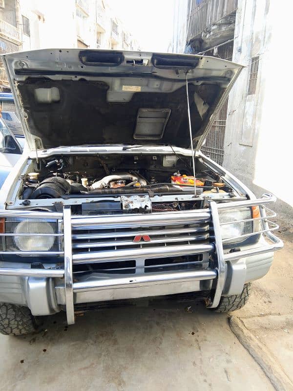 Mitsubishi Pajero 1992 Manual 6