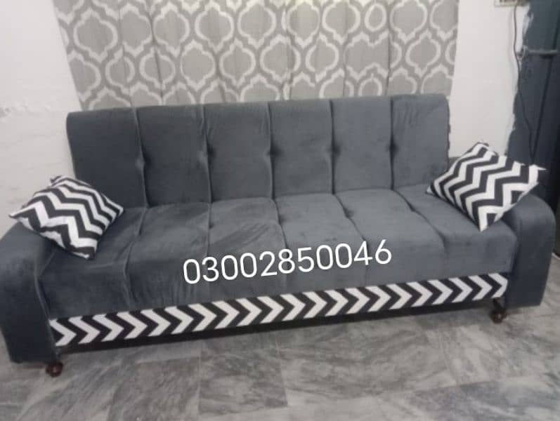 Cumbed stylish modern 3 seater 4