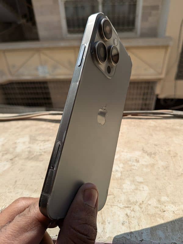 Iphone XR dual PTA approved 64gb housing convert into 15 pro natural 3