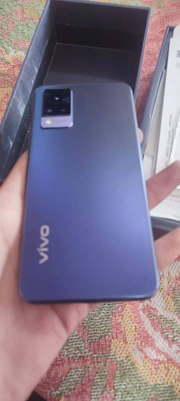 Vivo V21 8+4 RAM 128 ROM 10/10 2