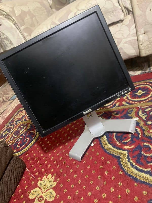 LCD Monitor 17 inch screen Dell 1