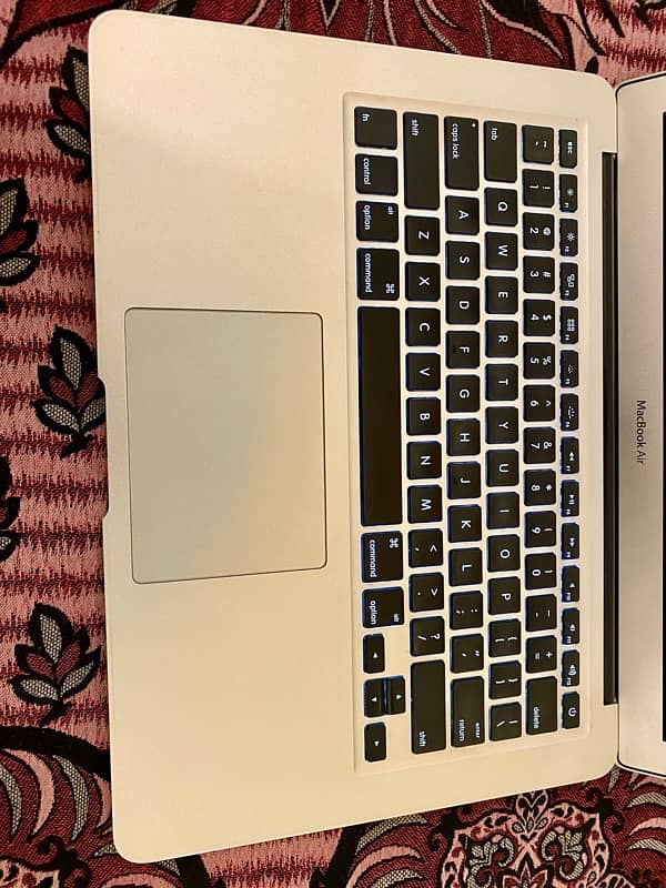 MacBook Air 13” 2015 Model 4